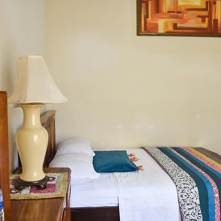 Casa Cora Bed And Breakfast Carmona Luaran gambar
